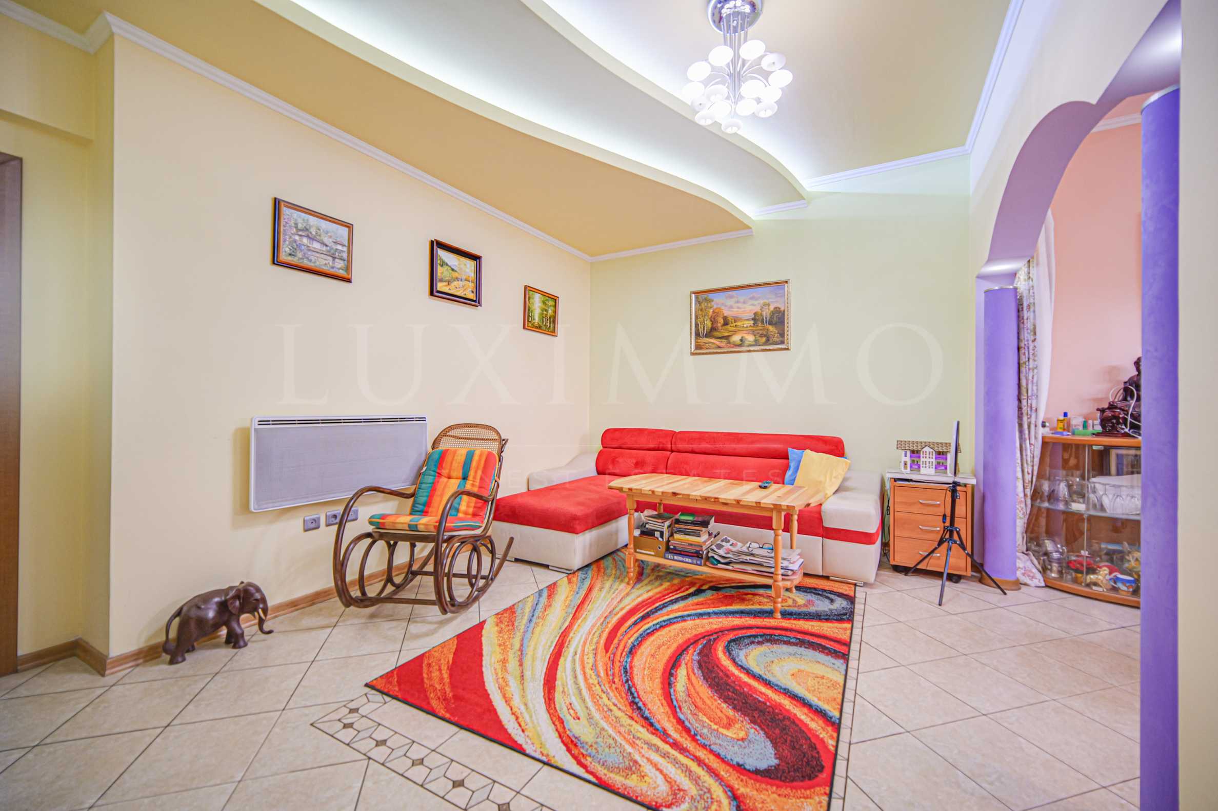 2bedroom apartment for sale in Sofia, district"Center", Bulgaria. Spacious threeroom apartment