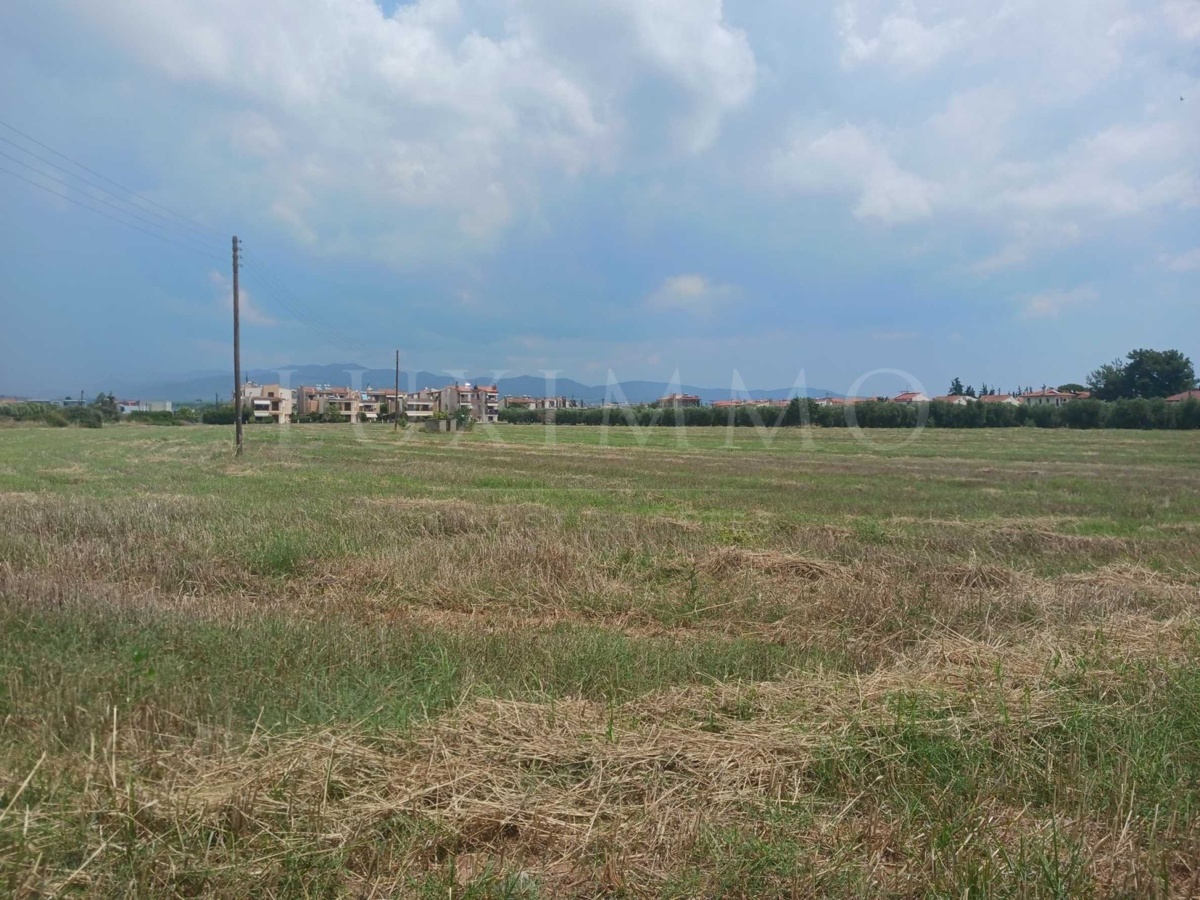 Ackerland в Kalives